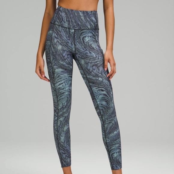 lululemon athletica Pants - Lululemon Fast Free HR Tight 25" Dimensional Icing Blue Multi DWMM Size 4
